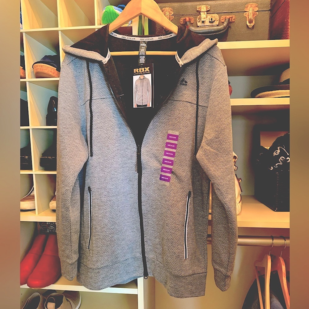 RBX “train” zip up hoodie. Size medium mens. NWT